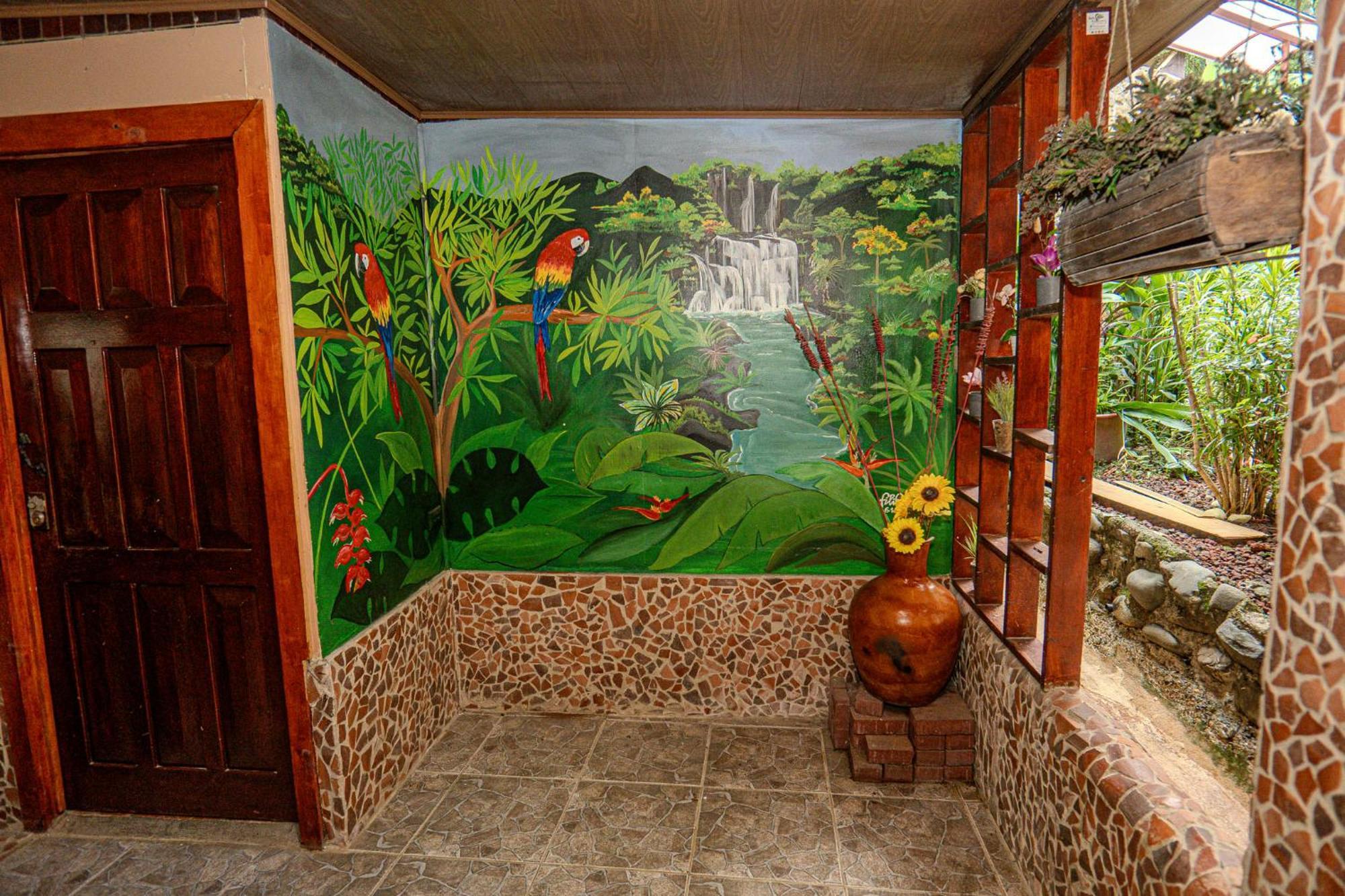 Costa Linda Art Hostel Manuel Antonio Exteriör bild
